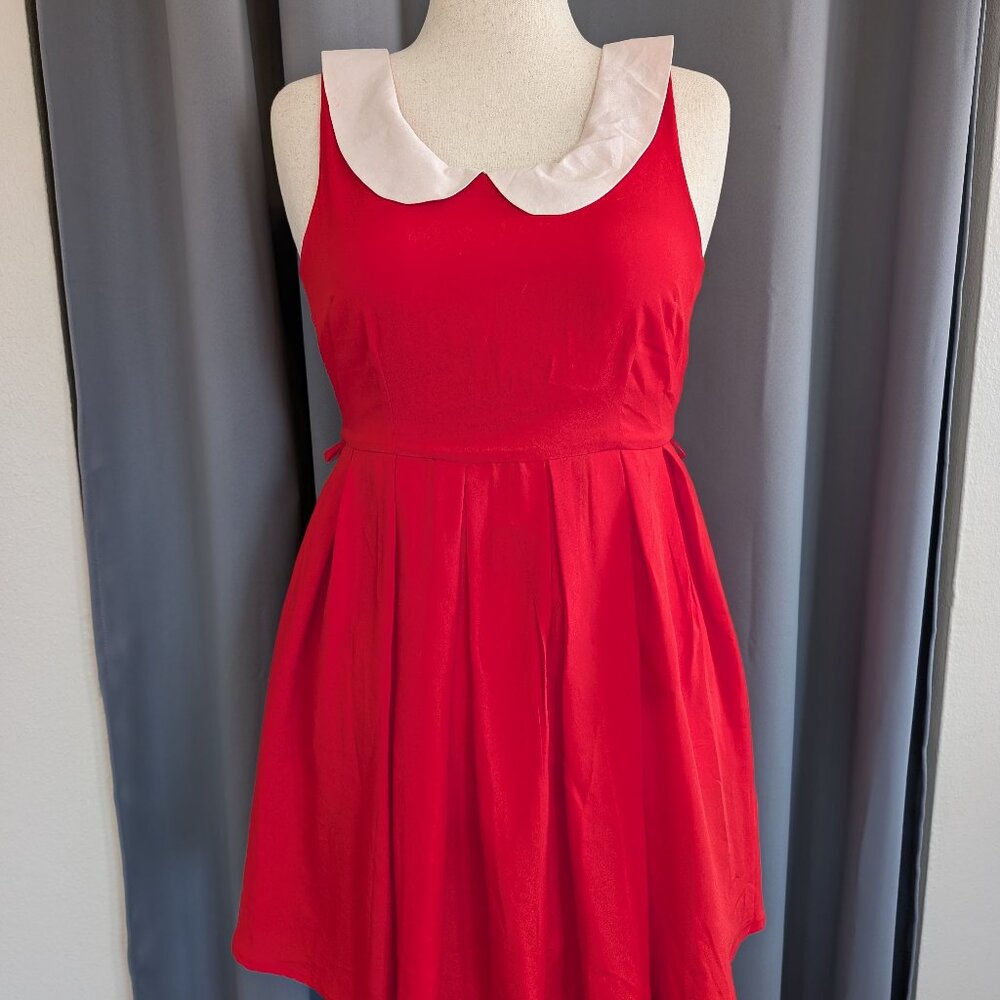 EUC Monteau red mini flared dress with cream peter pan collar, size M